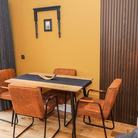 Feus Holiday Cottage أوتشتيرادر المظهر الخارجي الصورة
