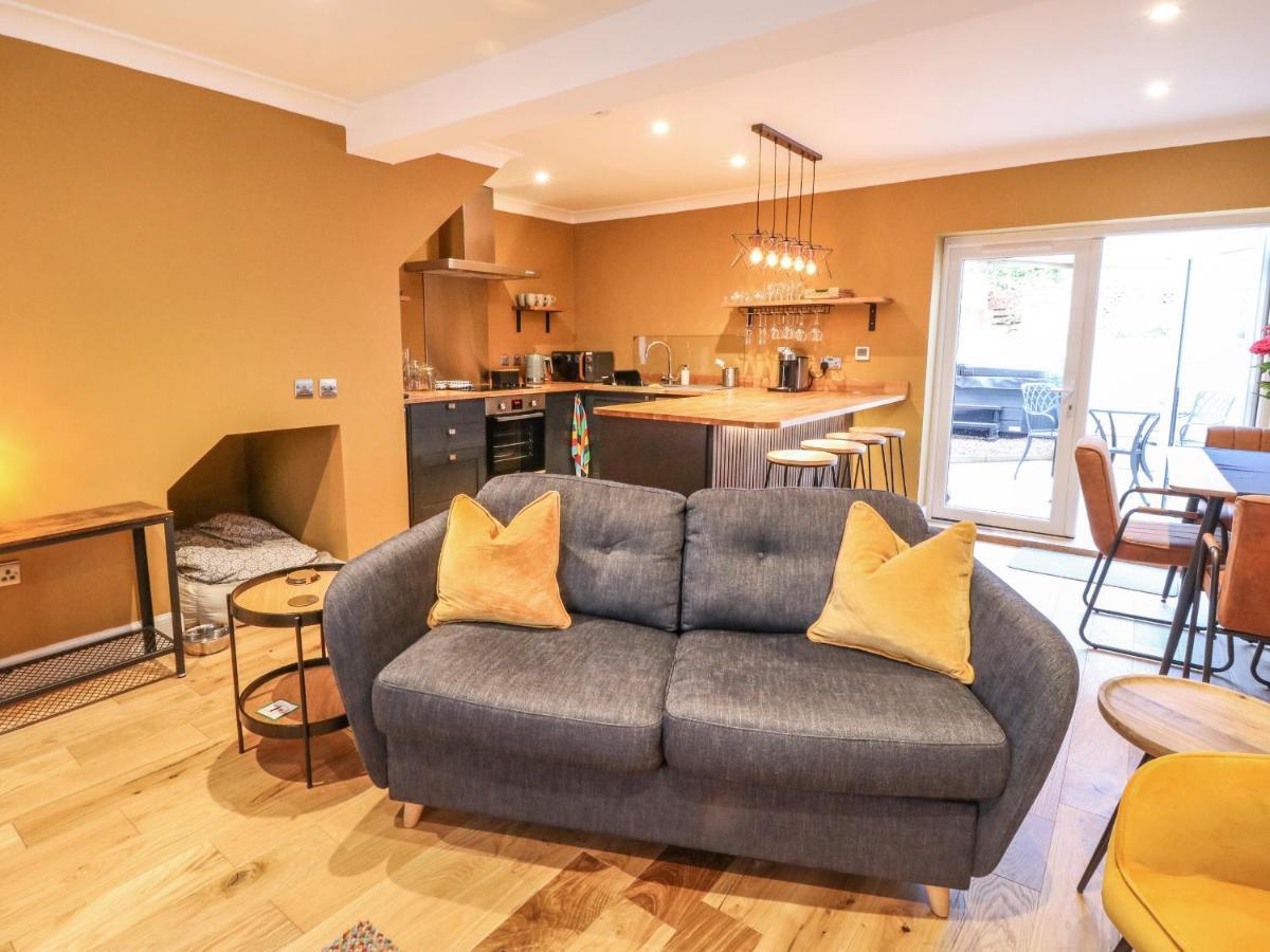 Feus Holiday Cottage أوتشتيرادر المظهر الخارجي الصورة