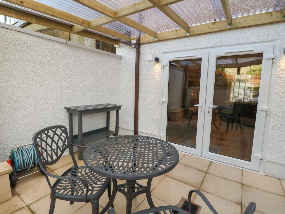 Feus Holiday Cottage أوتشتيرادر المظهر الخارجي الصورة